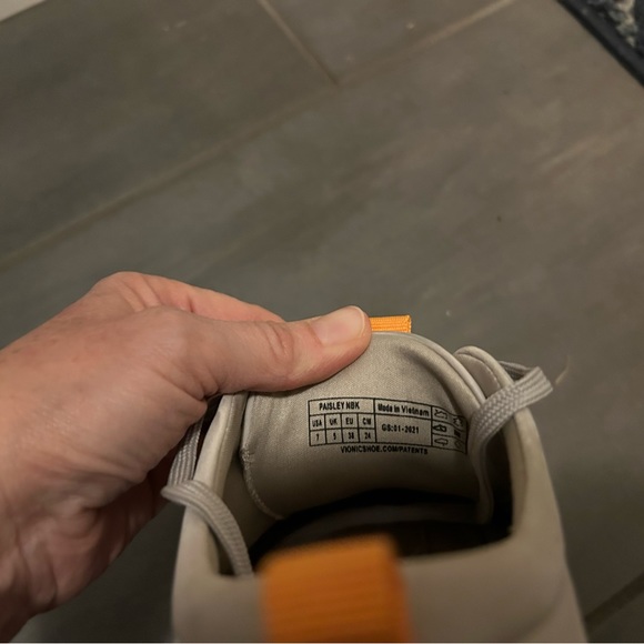 Vionic shoes - Picture 7 of 7